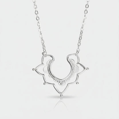 Simplistisk blomster halskæde