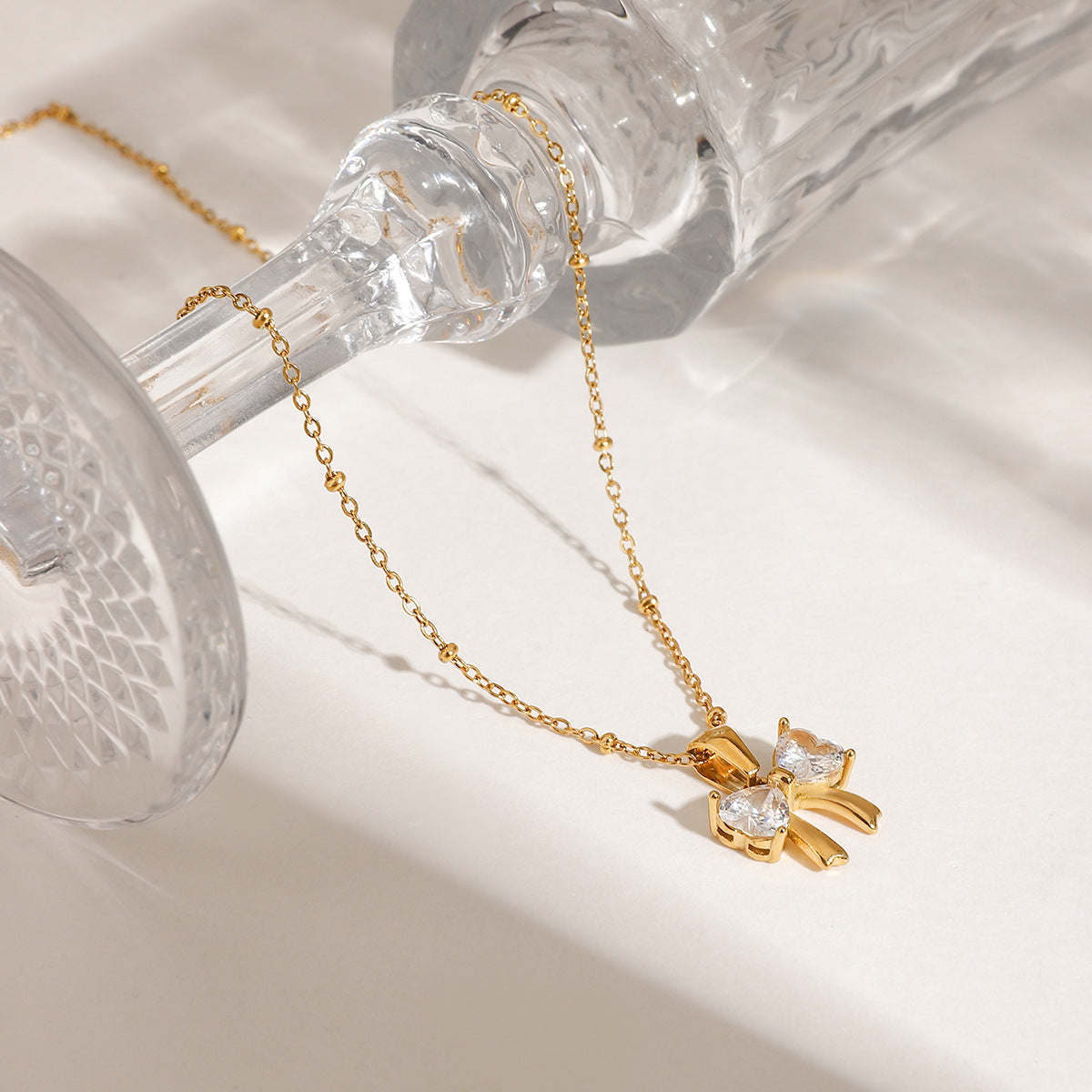 Sløjfe vedhæng halskæde